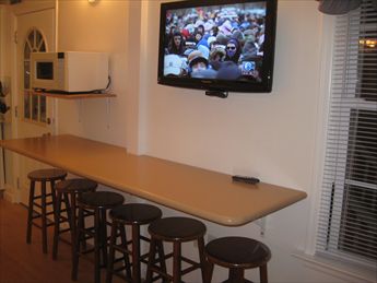 17 43rd Street - Picture 