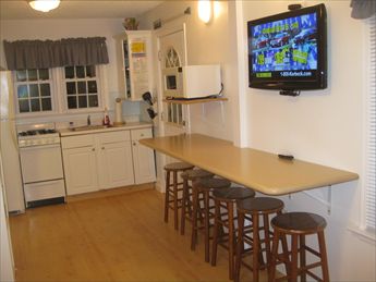 17 43rd Street - Picture 