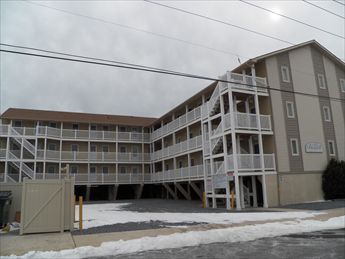4400 Beach - Picture 