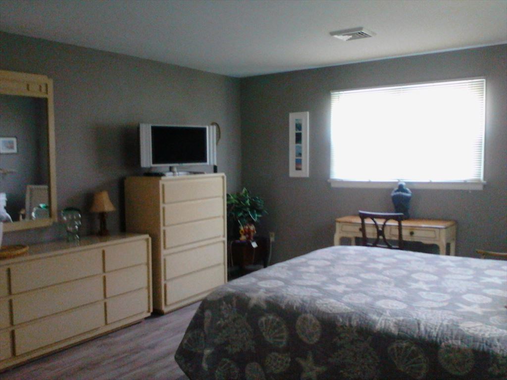 14 71st St - Picture 