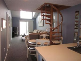 4400 Pleasure Avenue - Picture 