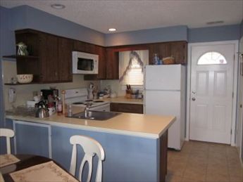 4400 Pleasure Avenue - Picture 