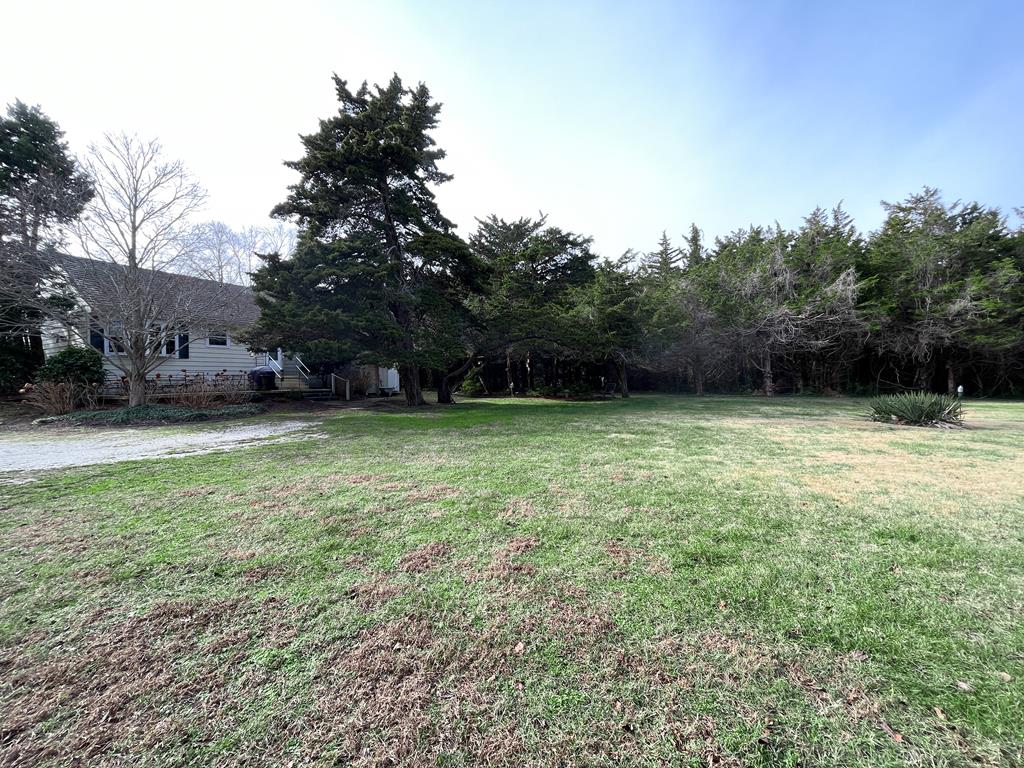 547 Sunset Blvd | Photo 25