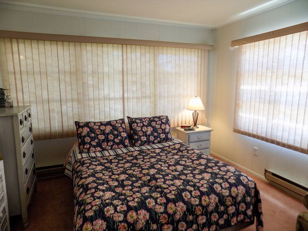 Missouri Ave | Photo 8