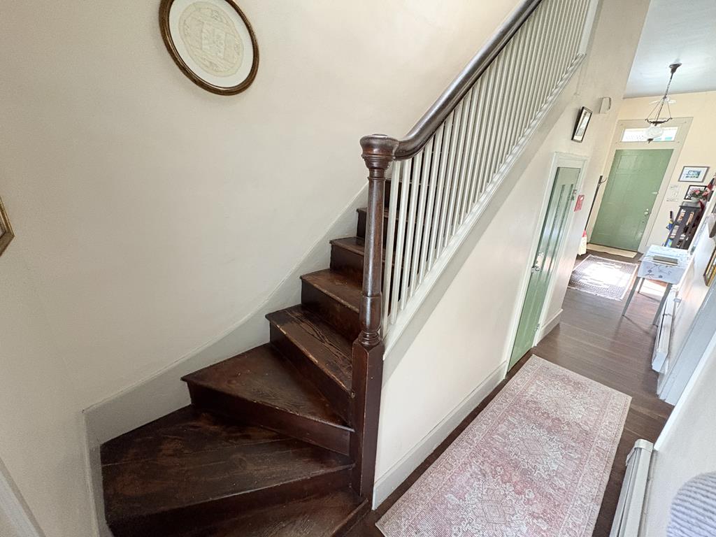 652 Hughes St | Photo 13