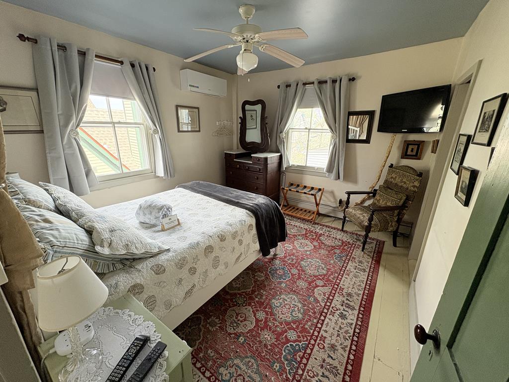 652 Hughes St | Photo 21