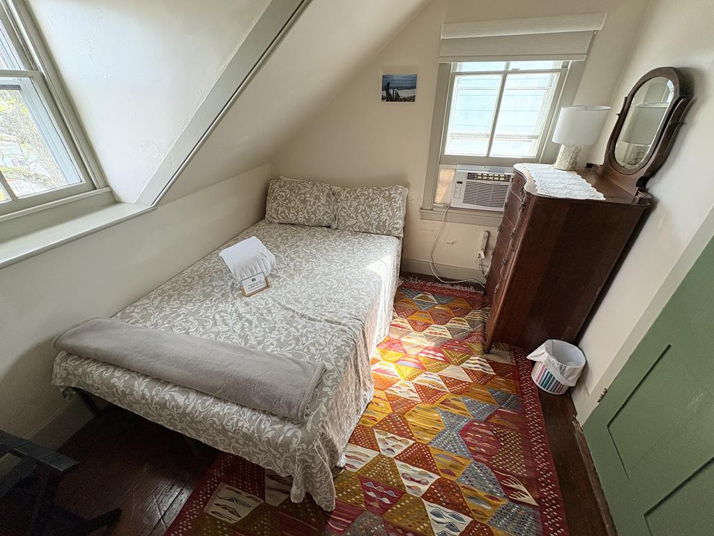 652 Hughes St | Photo 27