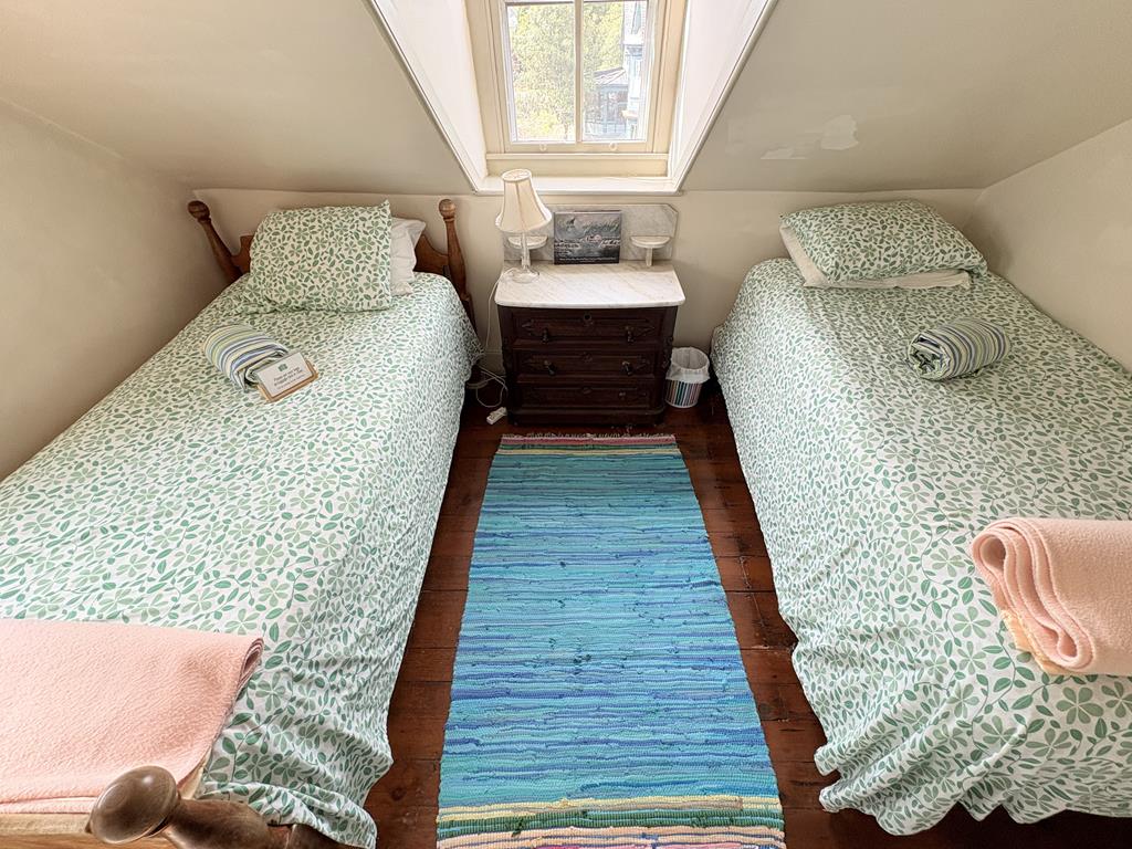 652 Hughes St | Photo 28