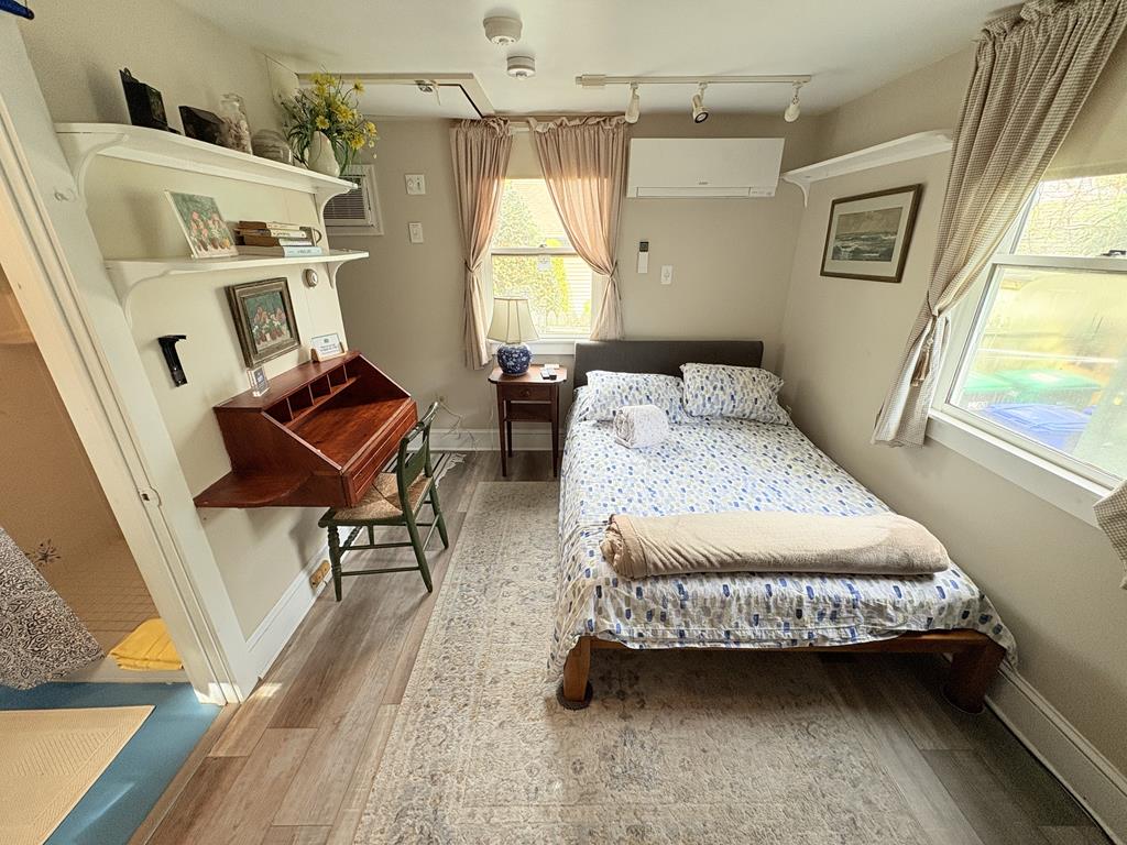 652 Hughes St | Photo 33