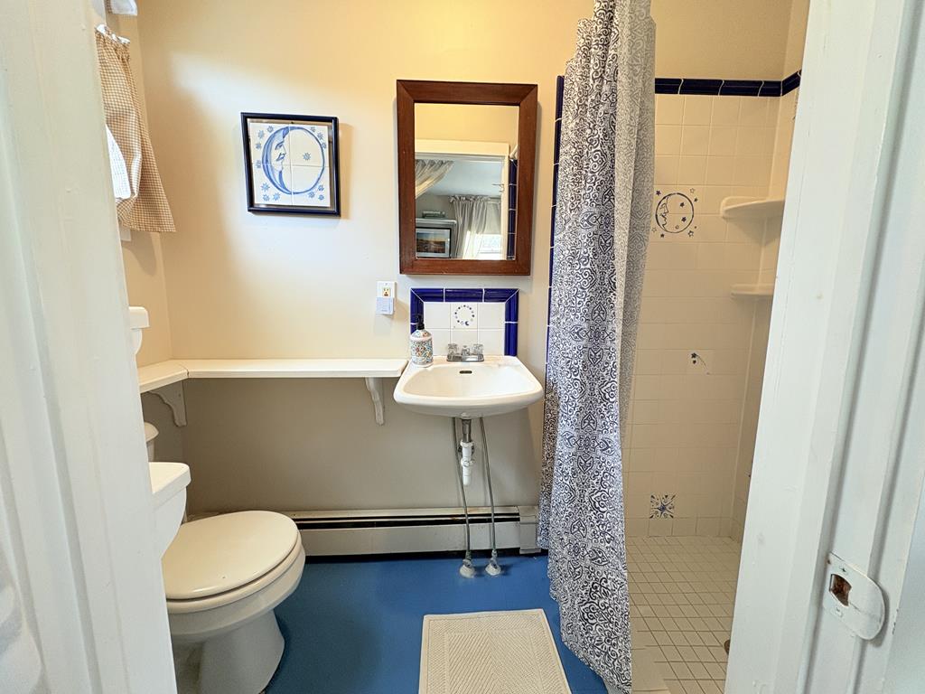 652 Hughes St | Photo 35