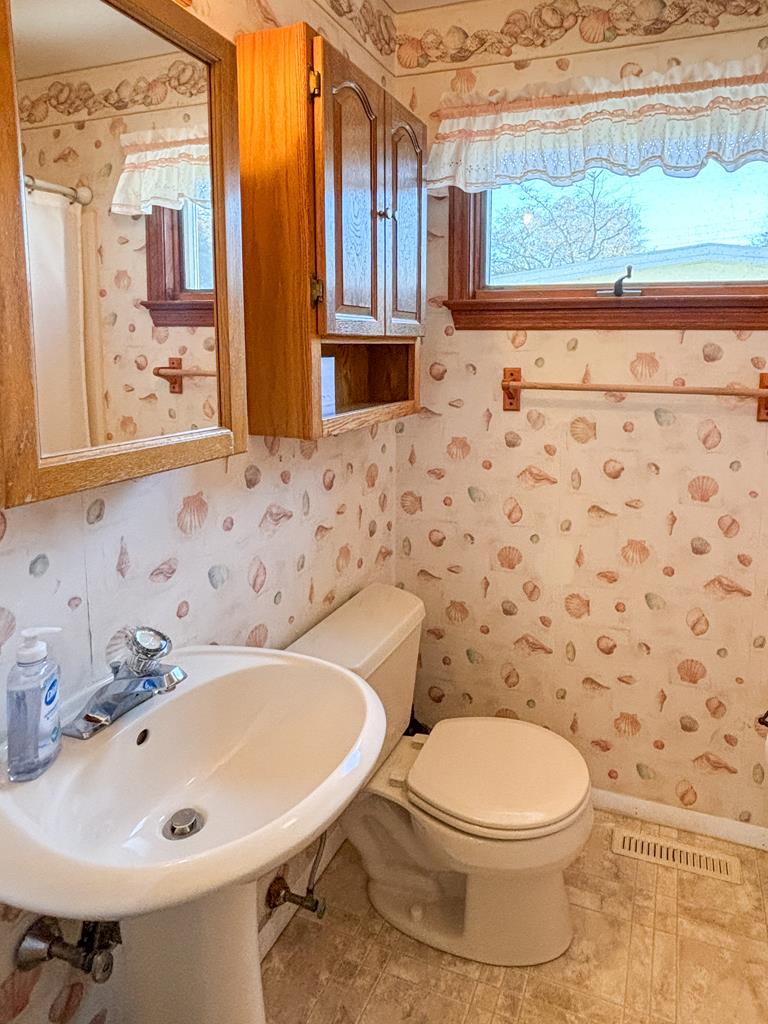 Dogwood House - 403 Madison | Photo 19