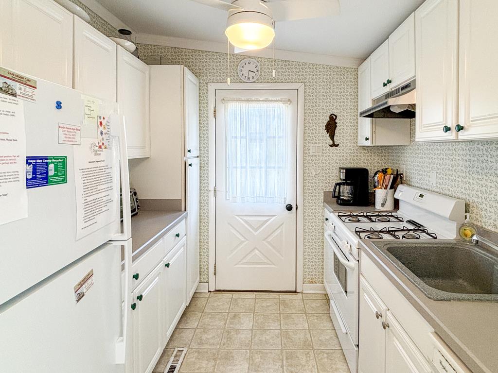 Dogwood House - 403 Madison | Photo 9