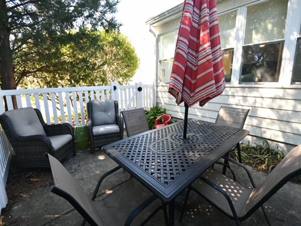 The Gathering Place, Close to Beach and Town | Photo 26