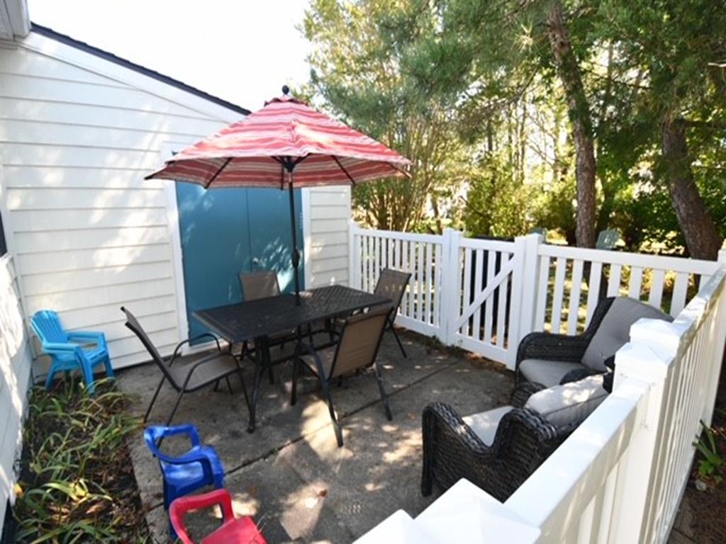 The Gathering Place, Close to Beach and Town | Photo 27