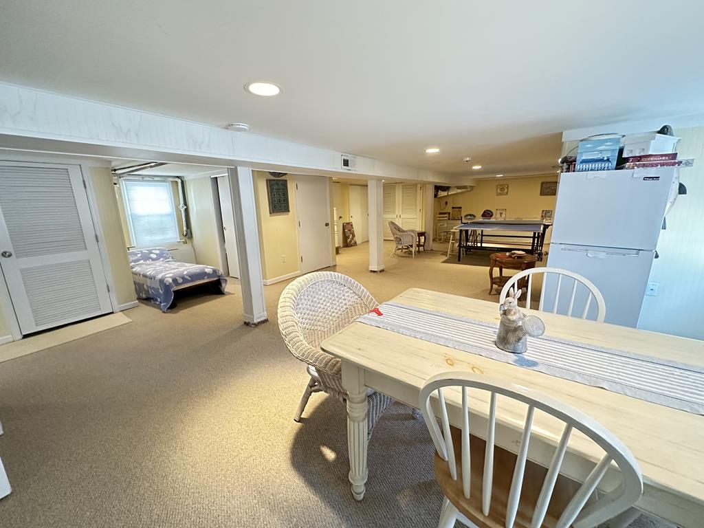 Seaside Splendor Close to The Beach | Photo 15