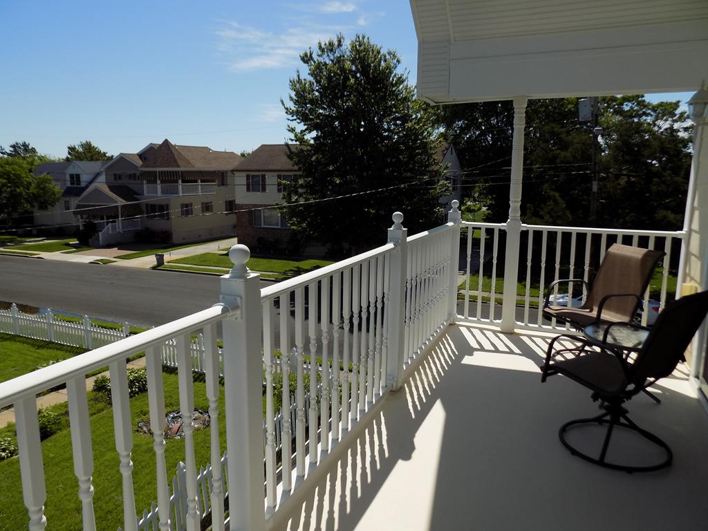 Clean , Comfy and Convenient!!! | Photo 8