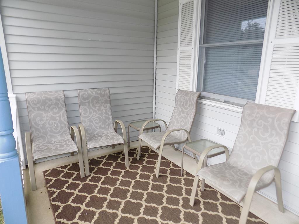 CUTE QUAD NEAR THE HARBOR | Photo 3