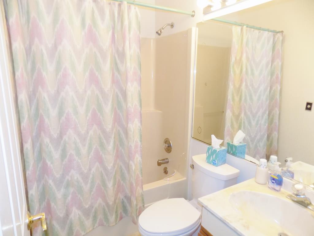 CUTE QUAD NEAR THE HARBOR | Photo 17