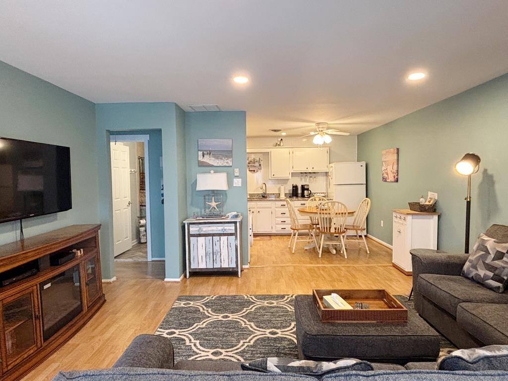 Once Upon A Tide | Photo 6