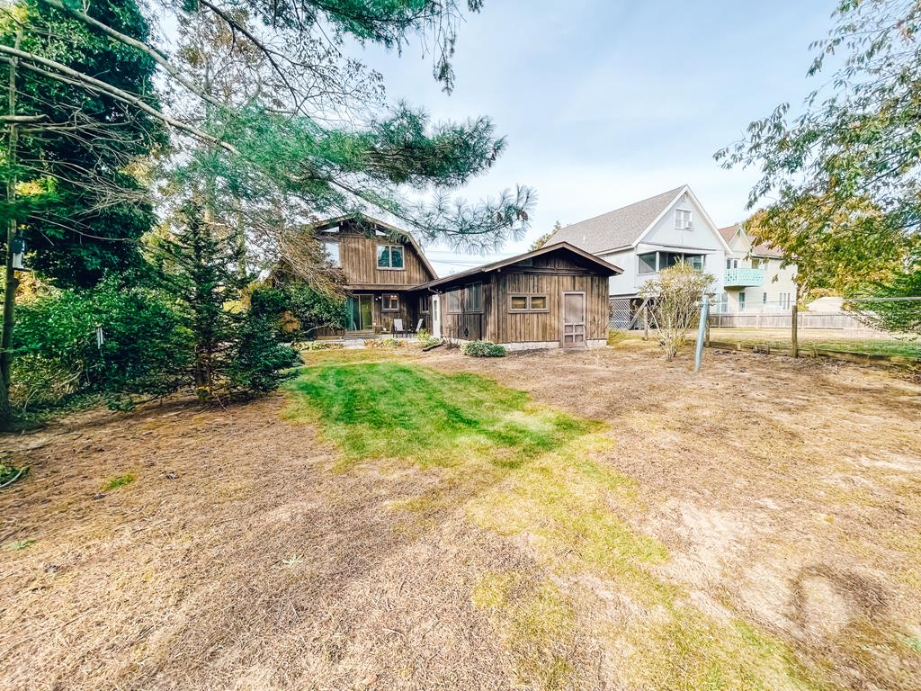 Lily Pad Lake Views | Photo 14