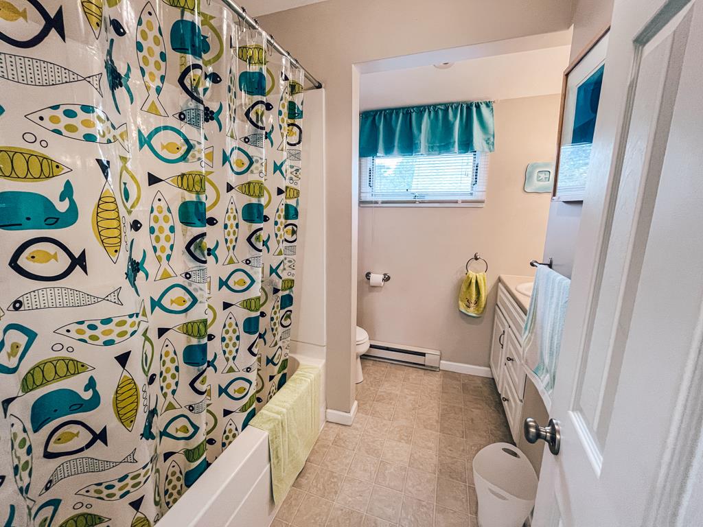 Lily Pad Lake Views | Photo 23