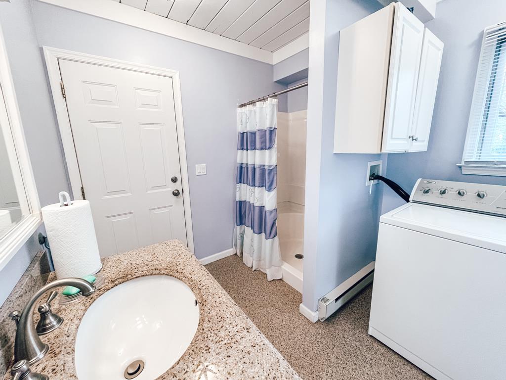 Lily Pad Lake Views | Photo 25