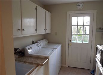 Comfortable Beach Home/Two Blocks from Beach | Photo 9