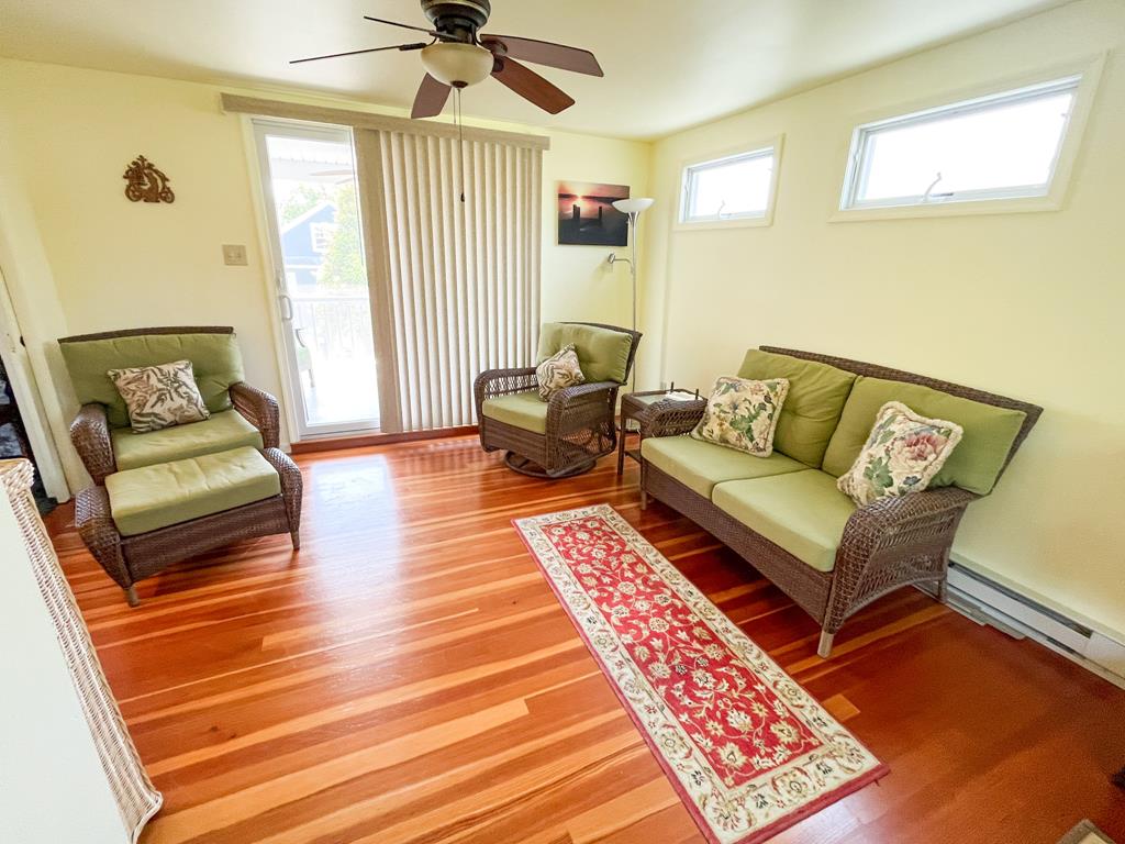 948 Sewell Avenue | Photo 19