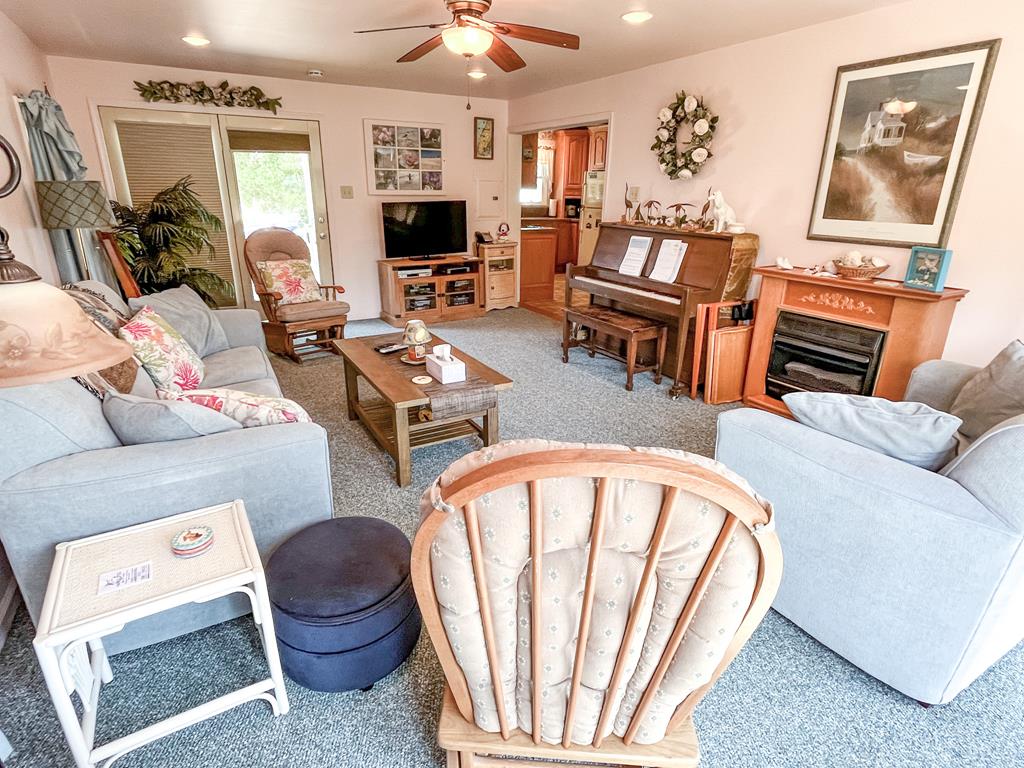 948 Sewell Avenue | Photo 8