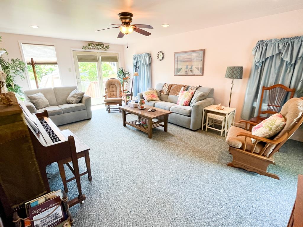 948 Sewell Avenue | Photo 9