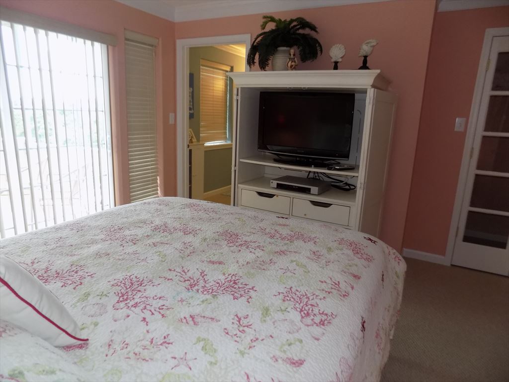 Fabulous Cape May Retreat with Pool | Photo 21