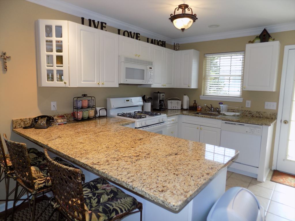 Fabulous Cape May Retreat with Pool | Photo 11