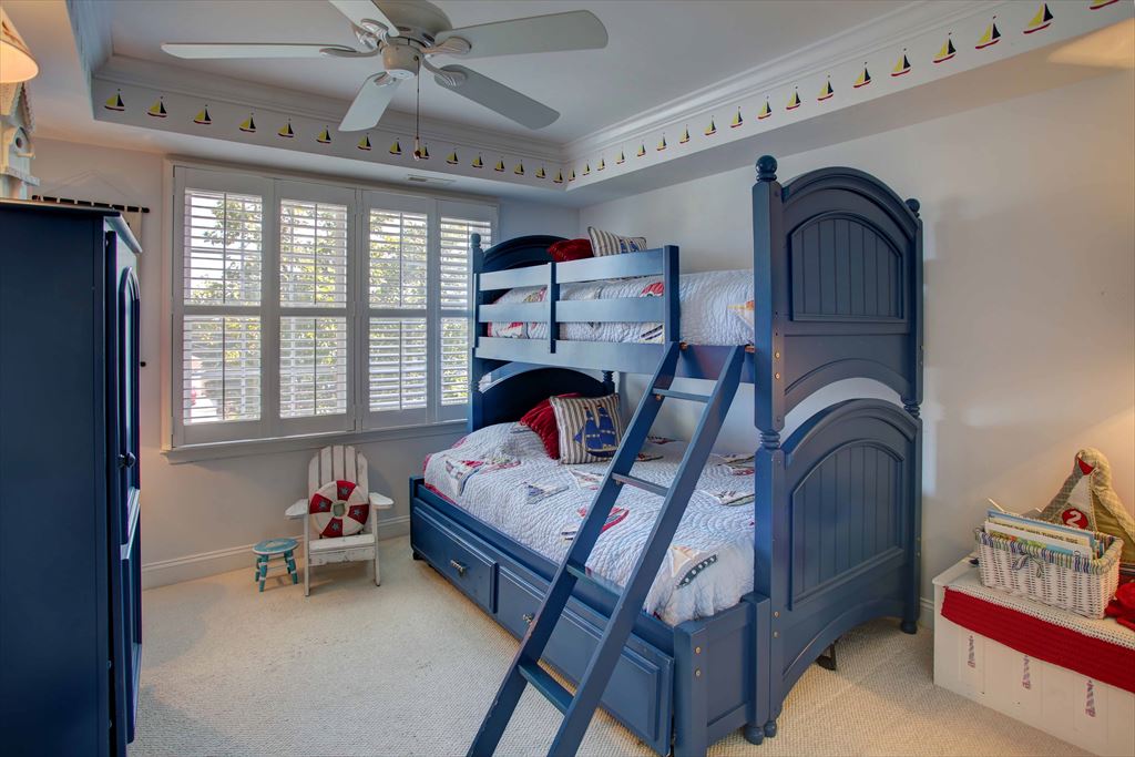 Second floor bunk room double and twin