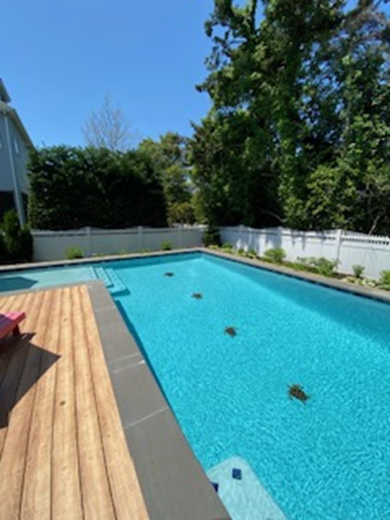 Three Blocks to Beach 