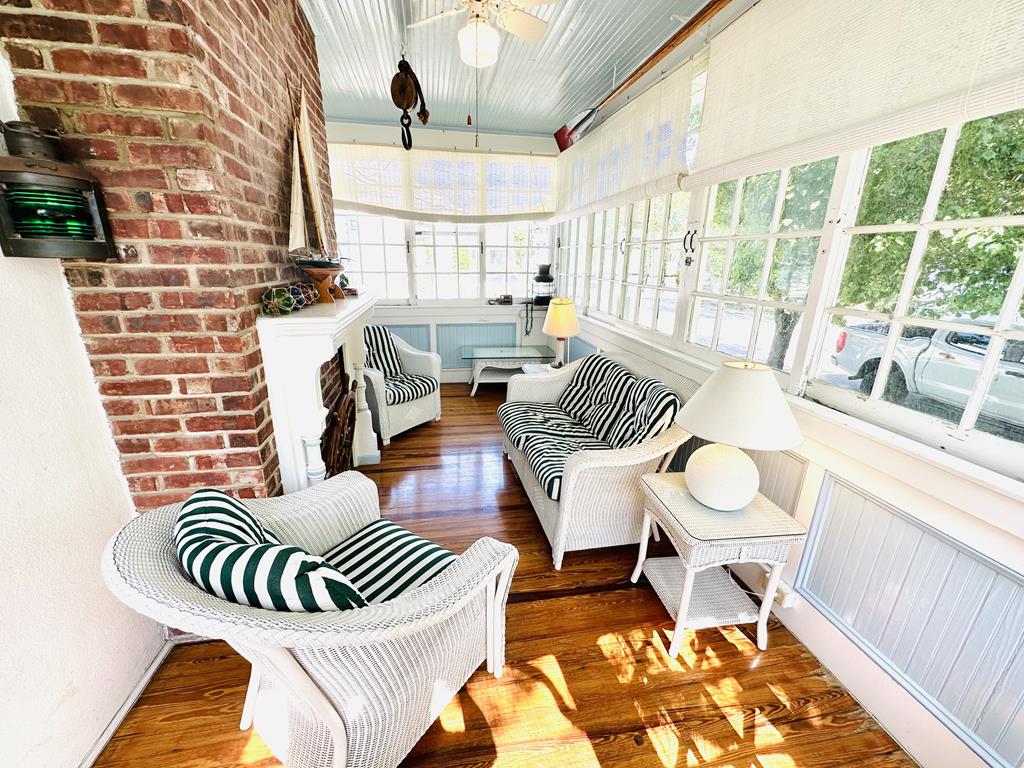 Windsor Escape | Photo 11