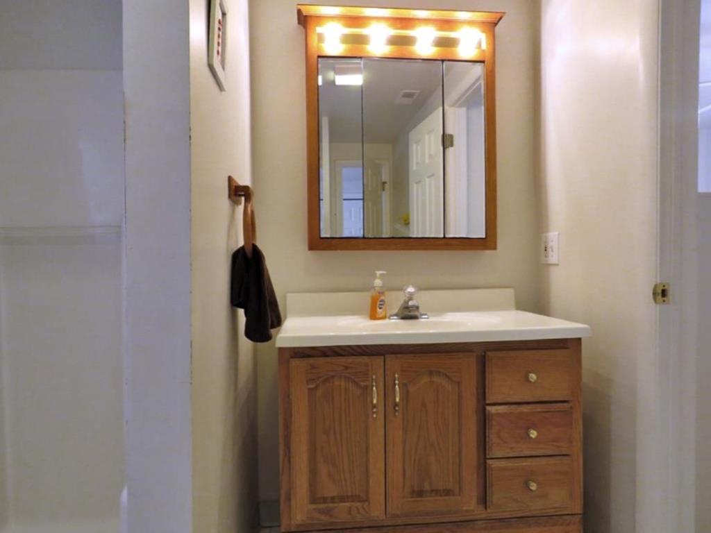 The Sailors Bunk | Photo 15