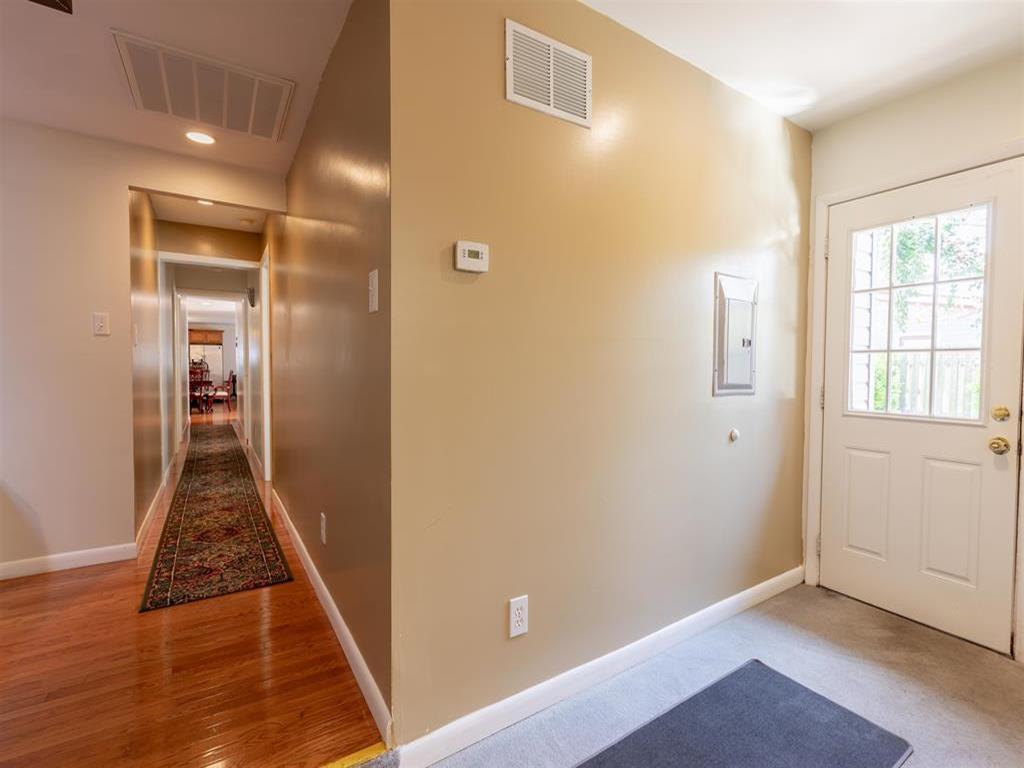 The Sailors Bunk | Photo 22