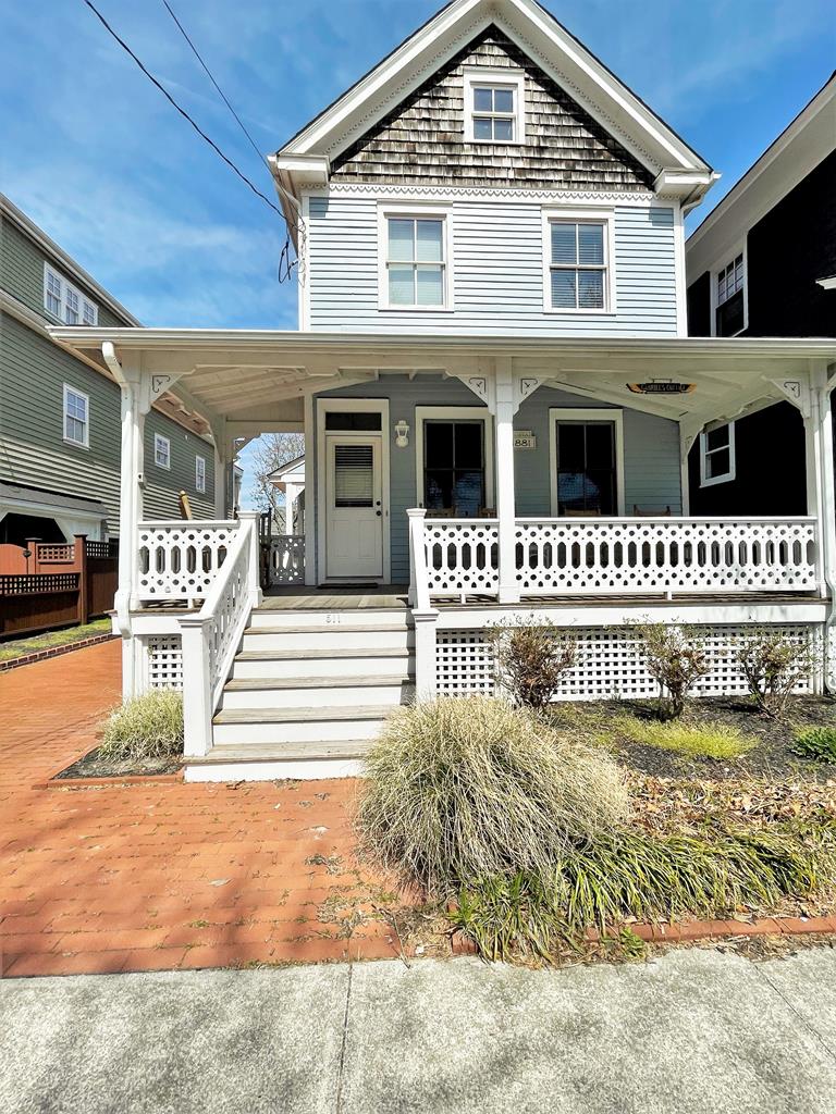 511 Hughes | Photo 3