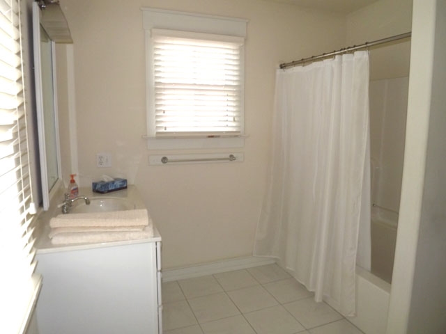 511 Hughes | Photo 14