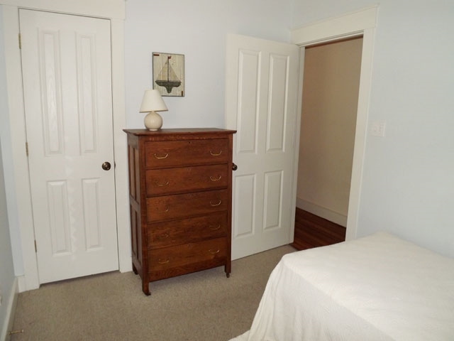 511 Hughes | Photo 11