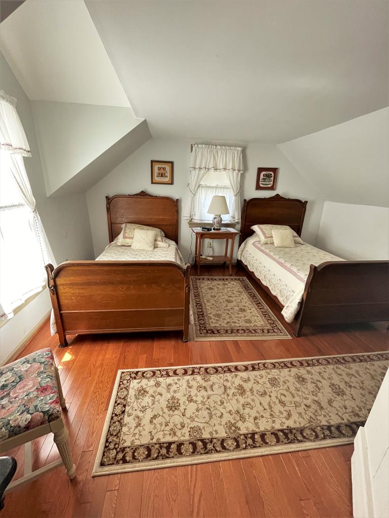 Queen s Quarters | Photo 16