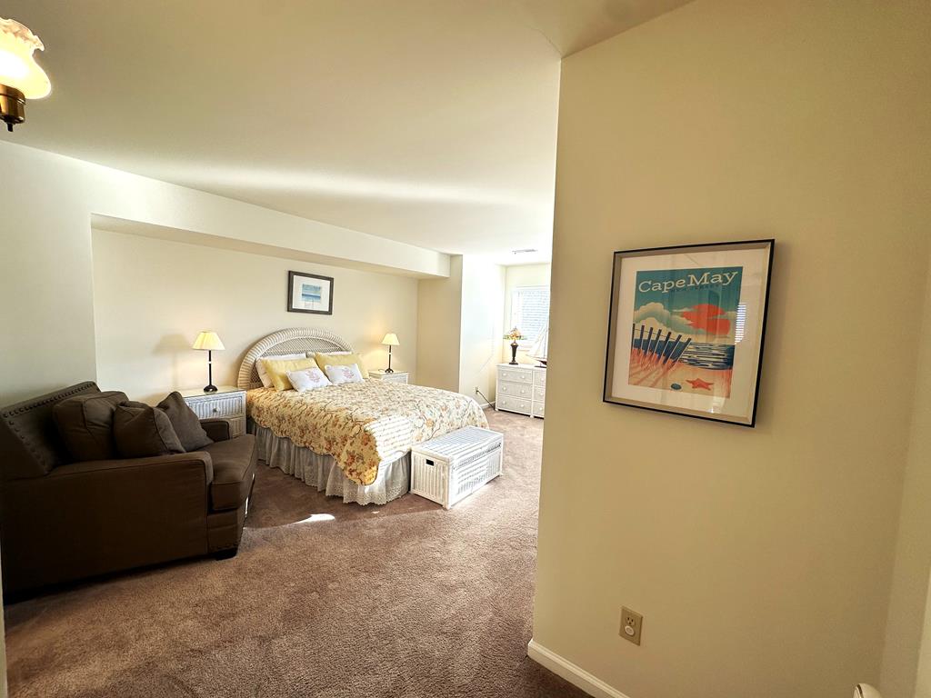 803 St. James Place | Photo 14