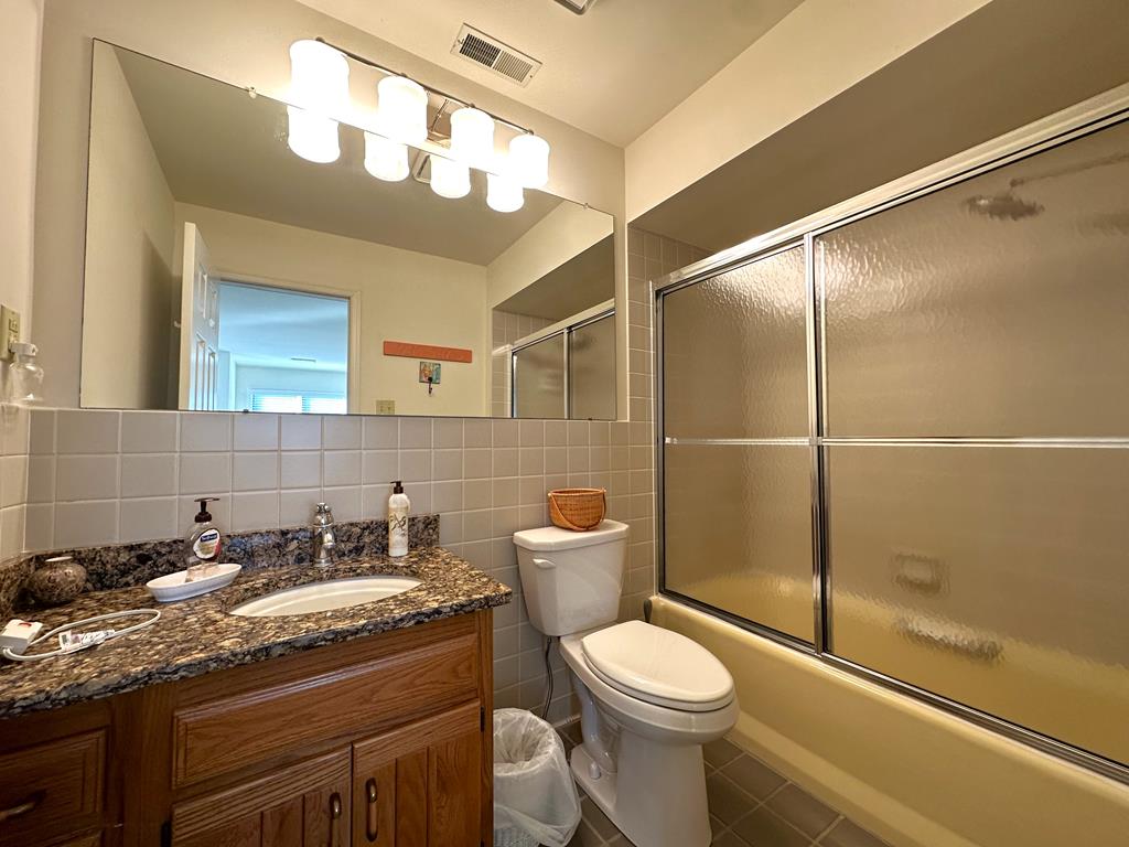 803 St. James Place | Photo 17