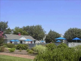 803 St. James Place | Photo 33