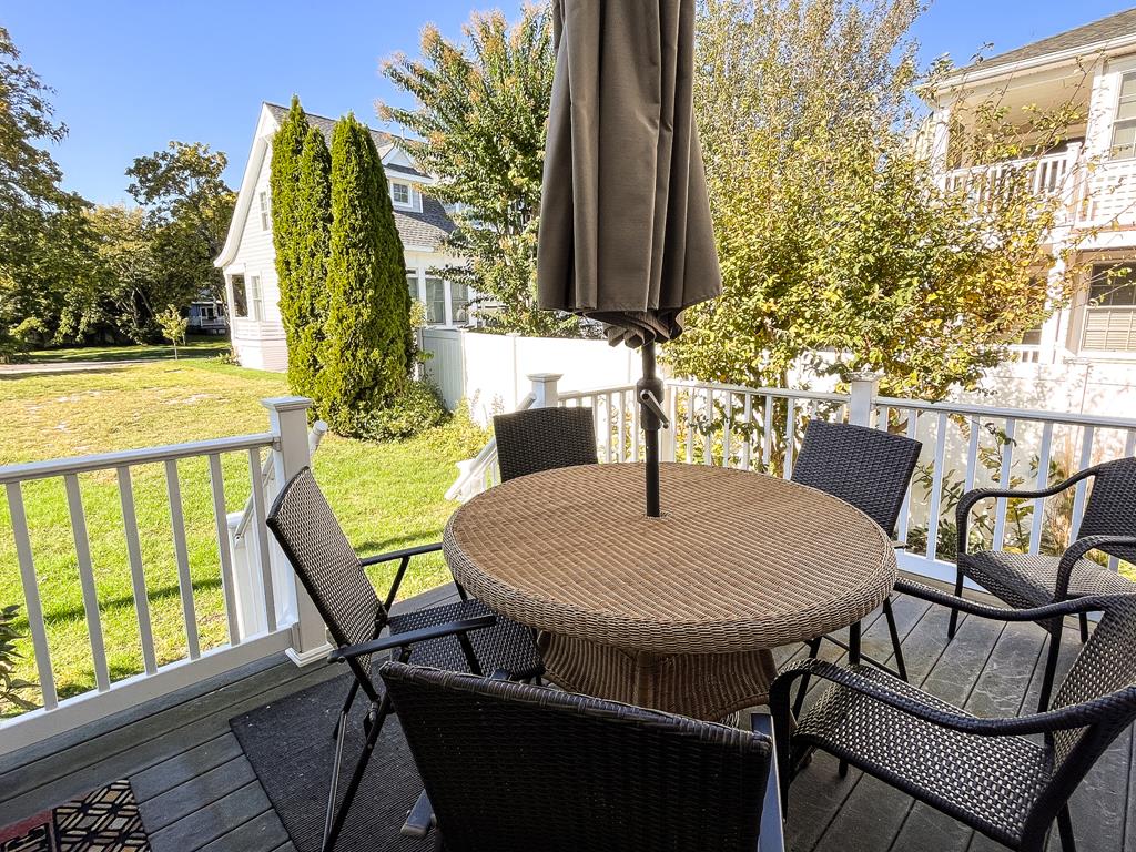 CLOSE TO BEACH AND TOWN - 909 Columbia | Photo 26
