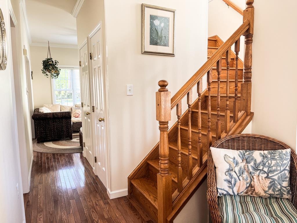 CLOSE TO BEACH AND TOWN - Columbia | Photo 5