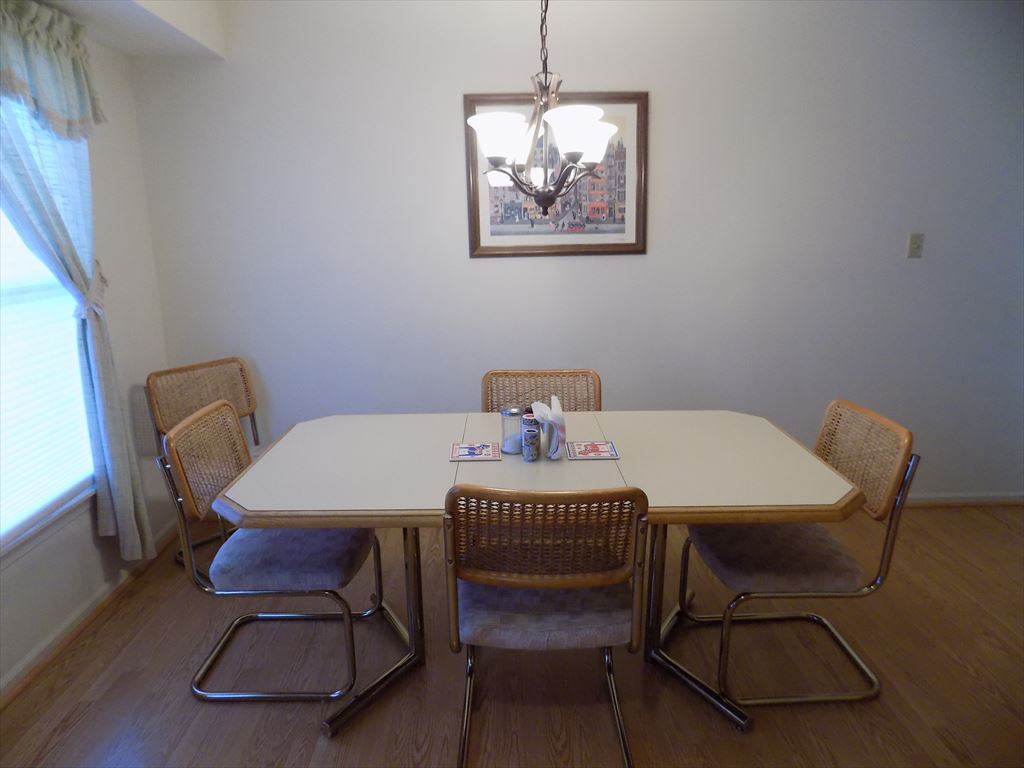 CONDO WITH POOL | Photo 14