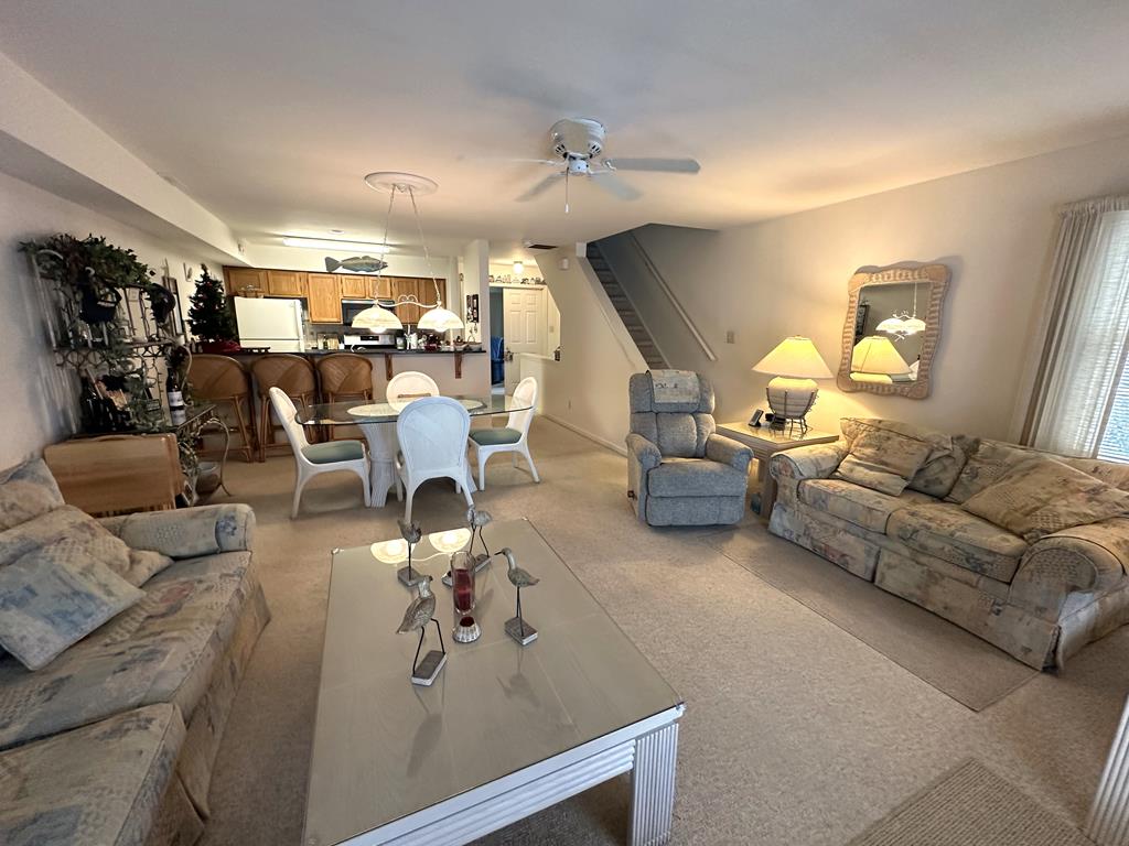 Garden Condo with Pool | Photo 12