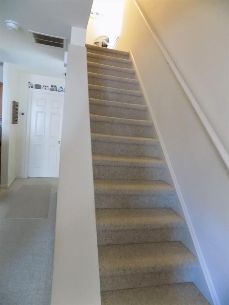 Garden Condo with Pool | Photo 13