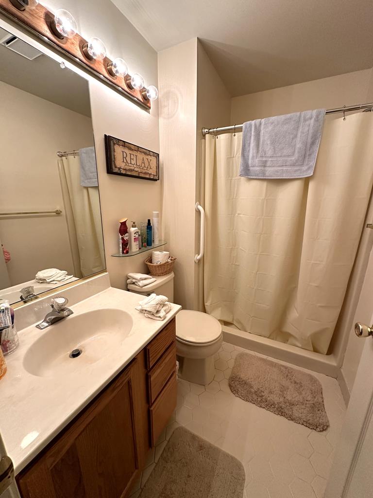 Garden Condo with Pool | Photo 20